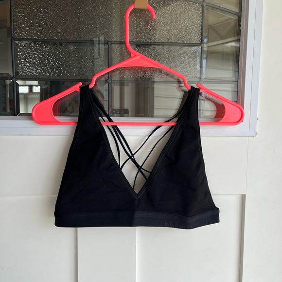 LULULEMON black strappy bralette - Picture 1 of 6